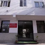 Hotel Moon Taj Near Yashobhoomi Convention Centre